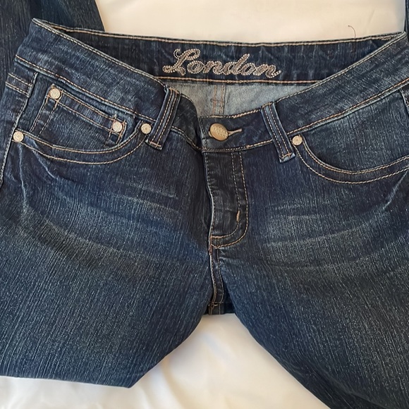 Women’s jeans size 9. Bongo London brand. Skinny bottom. - Picture 5 of 9